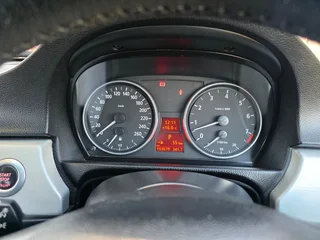 2005 BMW 3 Series Sedan