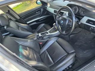 2005 BMW 3 Series Sedan