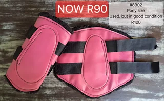 Massive sale on secondhand tack, books and rider wear!