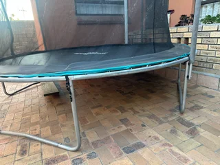 Bounceking II - 10ft/3m diameter trampoline