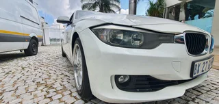 2012  Bmw 320i F30 AUTOMATIC