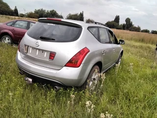 Murano Nissan  stripping for parts engine gearbox body parts all available