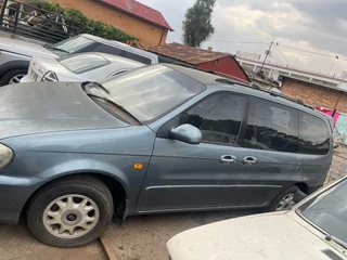 KIA Canival stripping for parts engine gearbox body all available