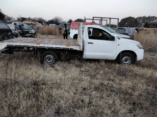 Toyota hillux 2.5 stripping for parts