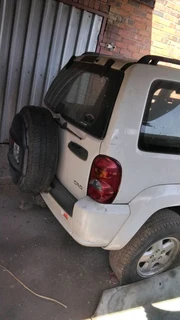 Jeep Cherokee CRD (2.8l) diesel 4X4 stripping for parts