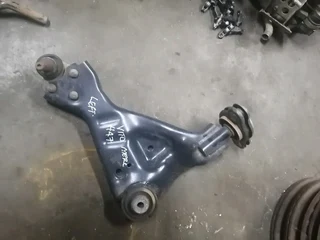 Mercedes benz W447 vito or viano lower control arm