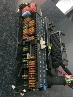 Bmw E83 X3 front fuse box available