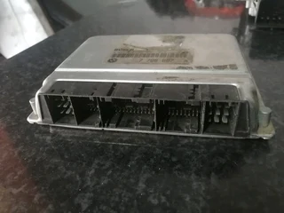 B m w 3 e46 5 e39 diesel engine control unit 7 786 887 e c u 0281010205 7786887