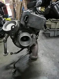 Mercedes Benz 651 diseal engine turbo