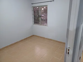 Phoenix 2 bedroom aprtment to rent in unit 11