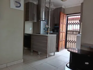 3 Bed For Rent Soshanguve Vv