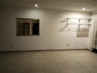 Large open plan outbuilding for rent Stanmore Phoenix