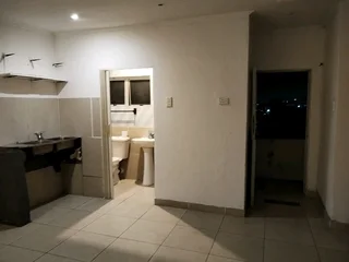 Large open plan outbuilding for rent Stanmore Phoenix