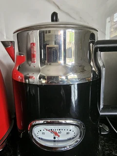 Russell Hobbs 21671Retro Classic Noir Kettle