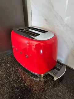 Smeg Retro 2 Slice Toaster - Red