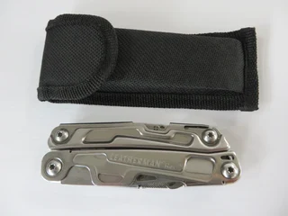 Leatherman Rev Multitool/Knife