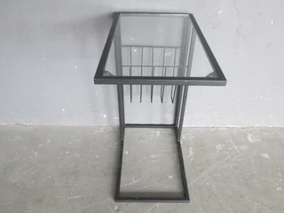 U-shaped Side Table
