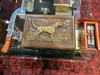 Boxed Multitool Knife and Columbia No.002 Knife in a Syroco Box