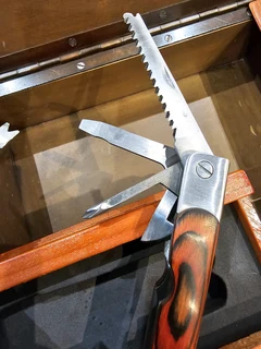 Boxed Multitool Knife and Columbia No.002 Knife in a Syroco Box