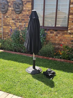 Outdoor Umbrella with Concrete Base