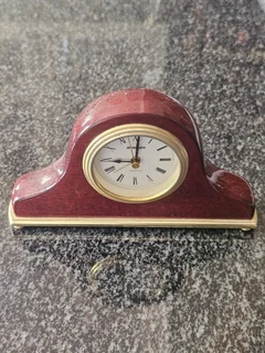 Staiger Quartz Desktop Clock