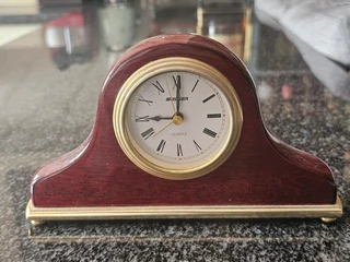 Staiger Quartz Desktop Clock