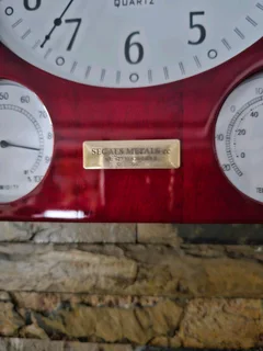 Wall Clock with Hydrometer and Temperature Gauge