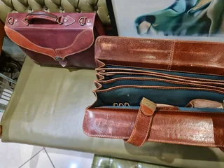 Di Berardino Lawyers Genuine Leather Laptop Bag