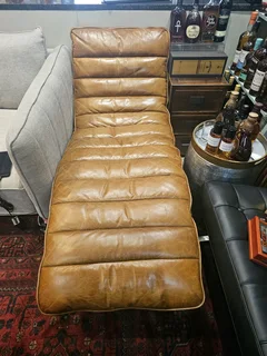 Vintage Leather Lounger in Stainless Steel and Brown Leather