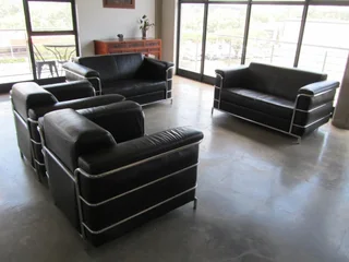 Le Corbuisier 1980's 4 Piece Leather Couch Set