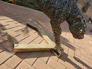 Metal Cheetah on the Run Sculpture