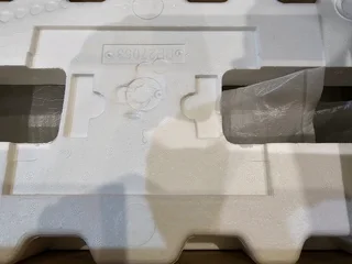 Bowers &amp; Wilkins 686 Bookshelf Speakers – Pair (Black Ash Finish) with Stands