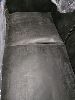 Jagger 2-Seater Leather Couch – Lead Finish