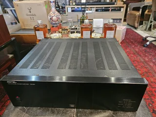 Rotel RB-985  5 Channel Power Amplifier