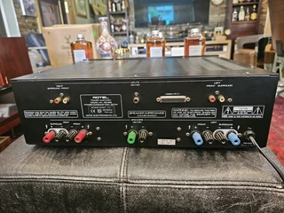 Rotel RB-985  5 Channel Power Amplifier