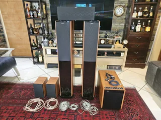 Jamo S606 5.0 Speaker System and Jamo Sub 250 Subwoofer