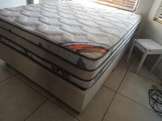 Beds on SPECIAL! PAY CASH ON DELIVERY.