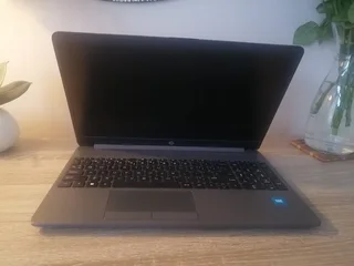 HP LAPTOP COMPUTER