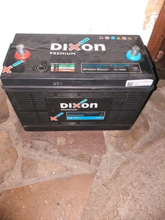 100 amp Heavy duty car / truck  battery