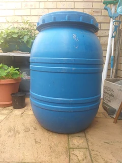 Polypropylene rainwater barrel