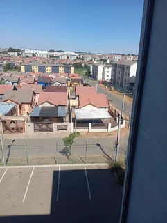 Two bedroom apartment to share.