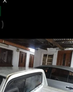  INVESTMENT ALERT: RARE 10-UNIT INCOME PROPERTY!