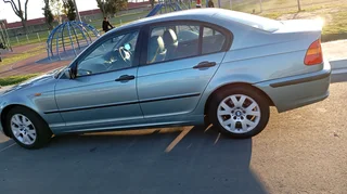 2001 BMW 3 Series Sedan