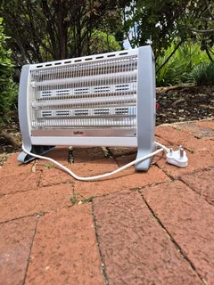 Salton 3- bar heater