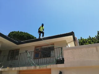 Professional Gutter Cleaning before Autumn Rains