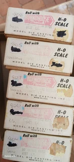 HO Canadian Pacific Passenger coach set of 5