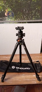 Vanguard Pro Camera Tripod