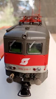 ROCO HO Scale Electric Austrian Railways Locomotive