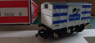 4 Lima HO Ventilated vans (various)