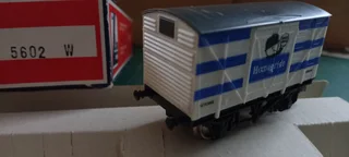 4 Lima HO Ventilated vans (various)